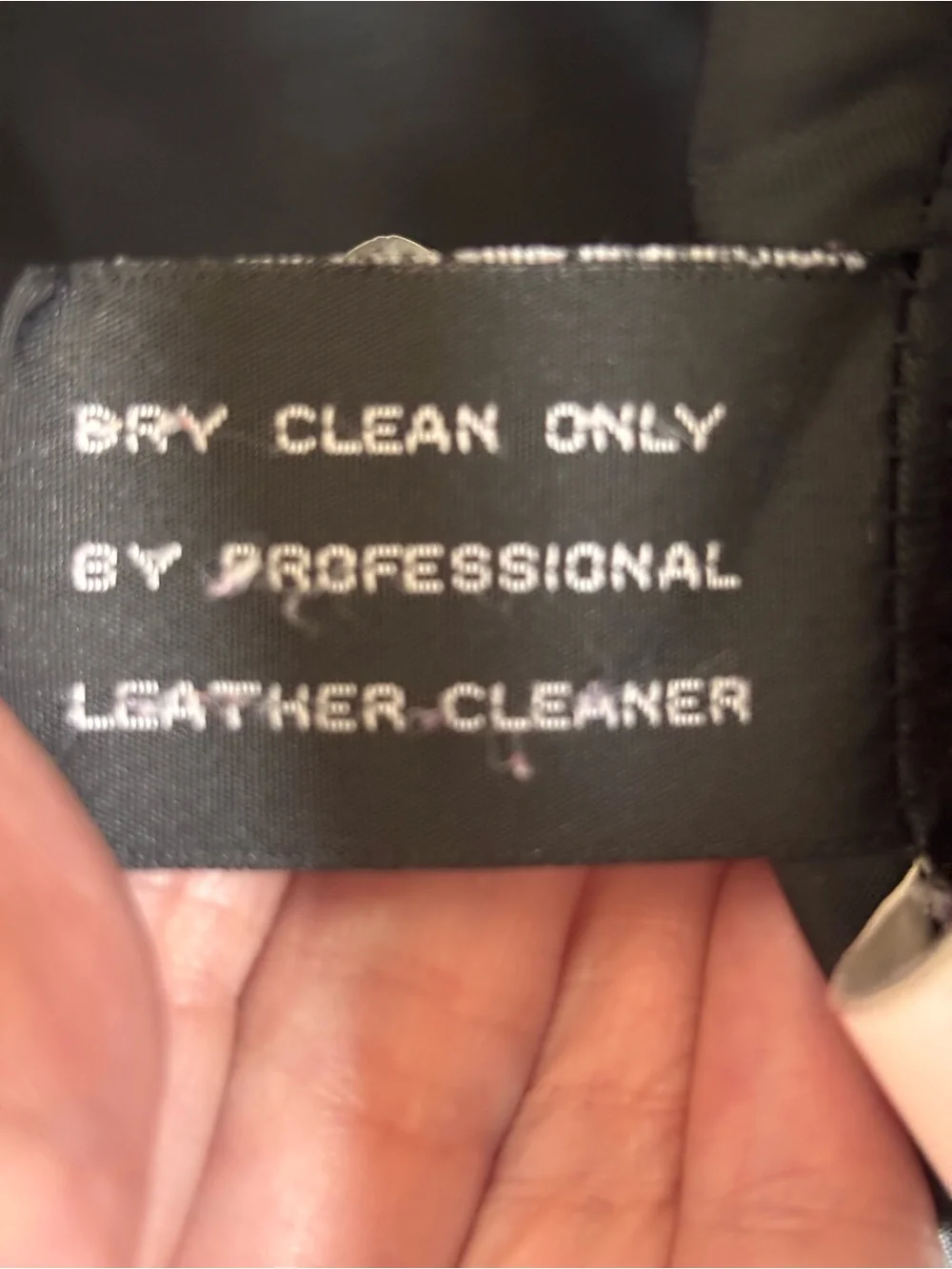Avanti Black Leather Classic Minimalist 90’s Zip-Front Jacket